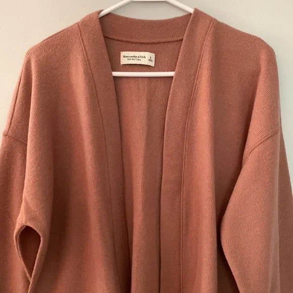 NWOT Abercrombie & Fitch Cozy Cropped Cardigan, Size S, Color Pink/Tan - Picture 3 of 8